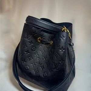 Louis Vuitton NéoNoé MM — Monogram Empreinte Leather